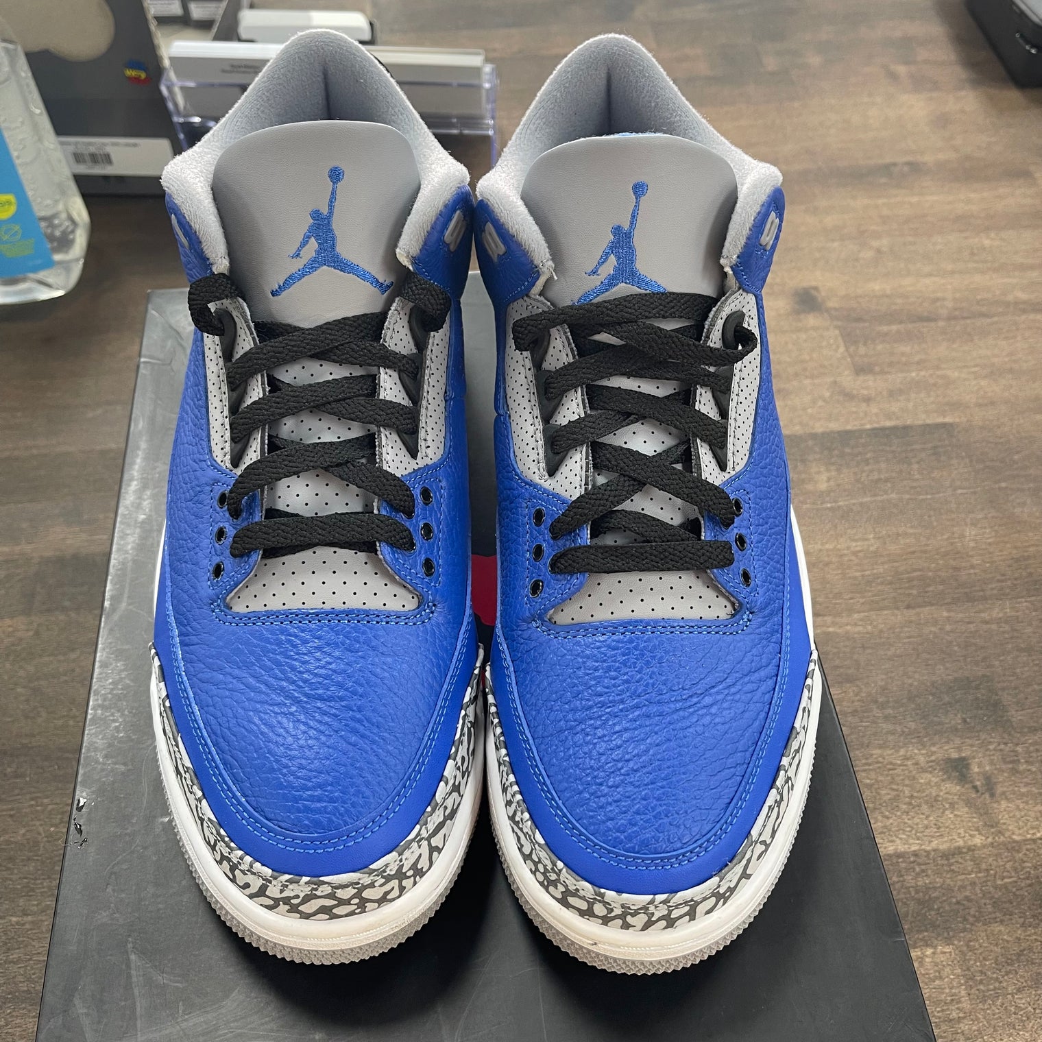 Varsity Royal Jordan 3 (USED)
