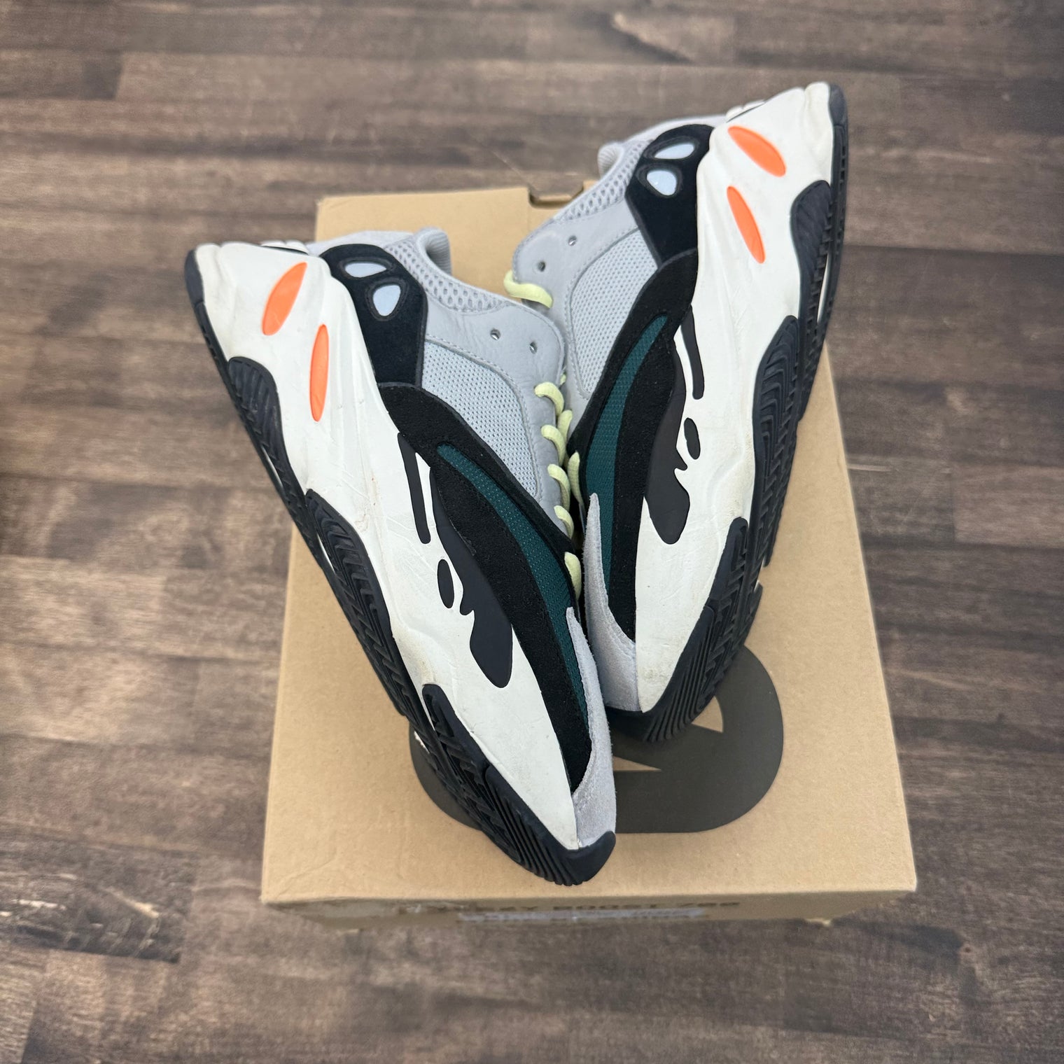 Wave Runner Yeezy 700 (USED)