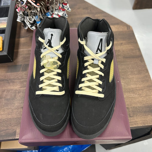 Dusk A Ma Maniere Jordan 5 (USED)