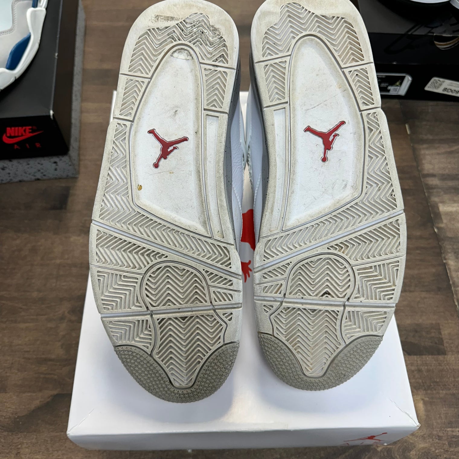 White Oreo Jordan 4 Retro (USED)