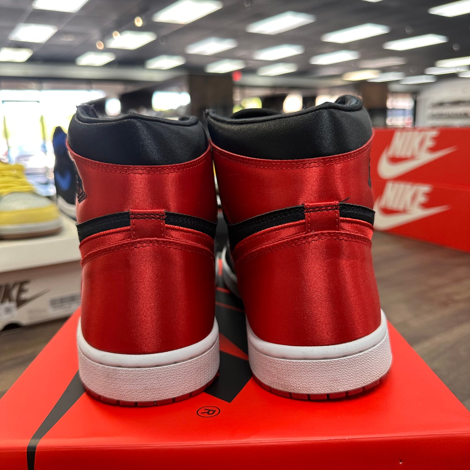 Satin Bred Jordan 1 High (W) (USED)
