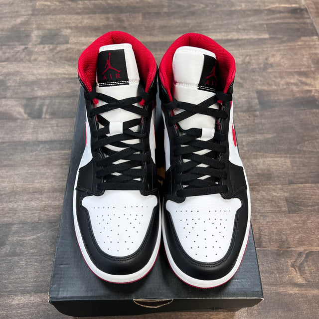 Gym Red Jordan 1 Mid (USED)