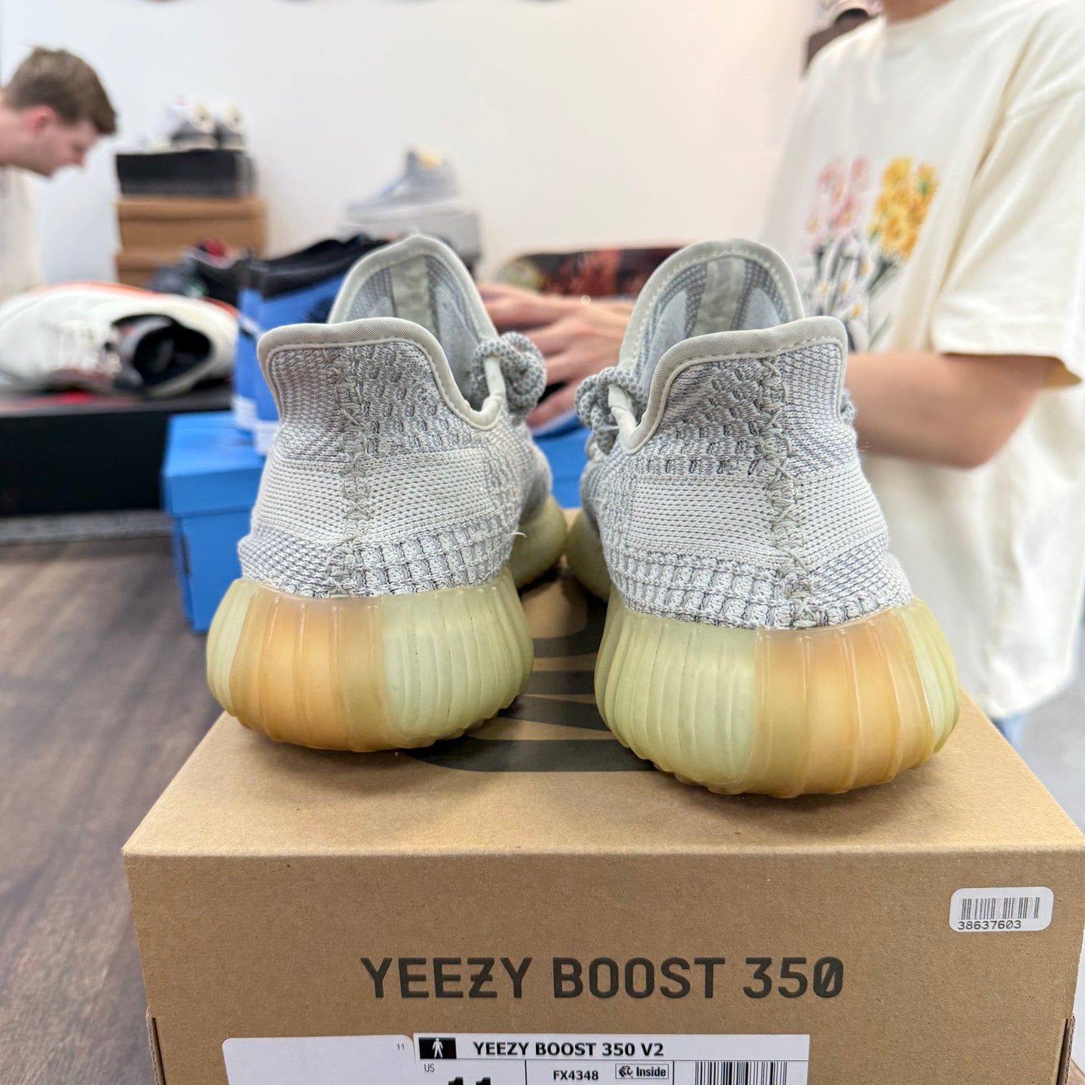 Yeshaya Yeezy 350 (USED)