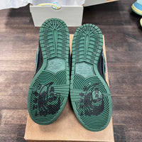 There Skateboard SB Dunk Low (USED, No Box)