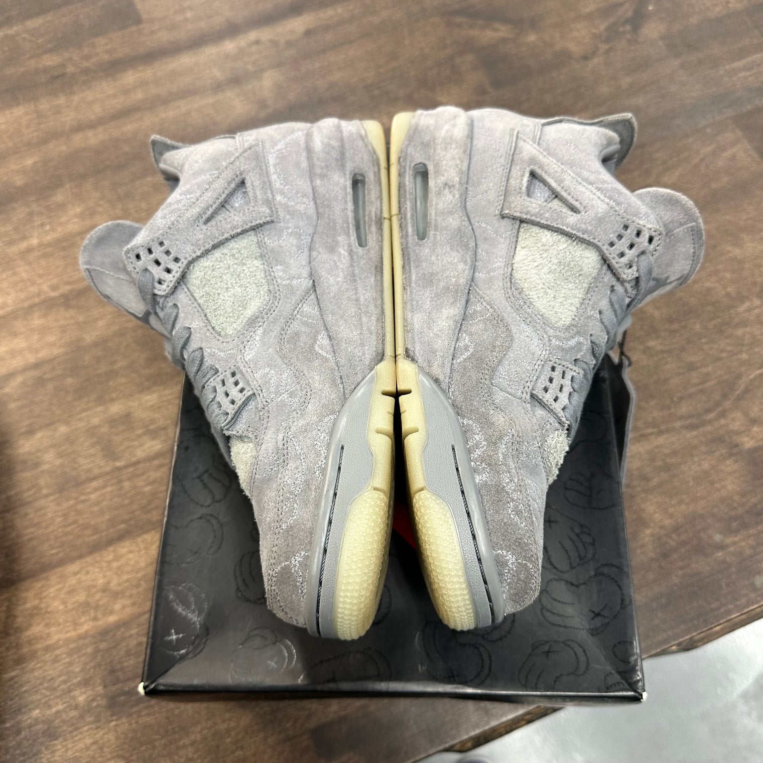 KAWS Jordan 4 Grey (USED)