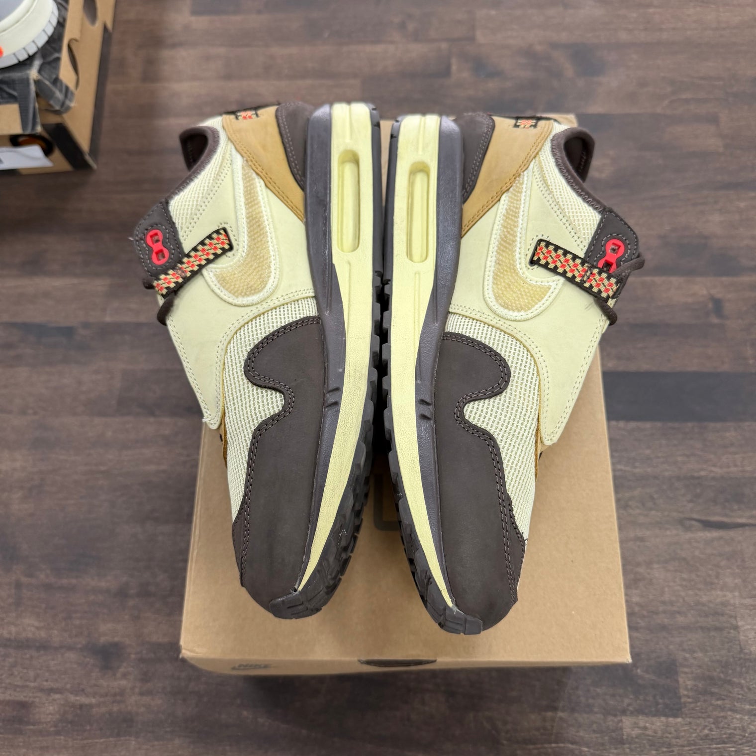 Travis Scott Cactus Jack Baroque Brown Nike Air Max 1 (USED)