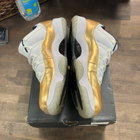 Closing Ceremony Jordan 11 Retro Low (USED)
