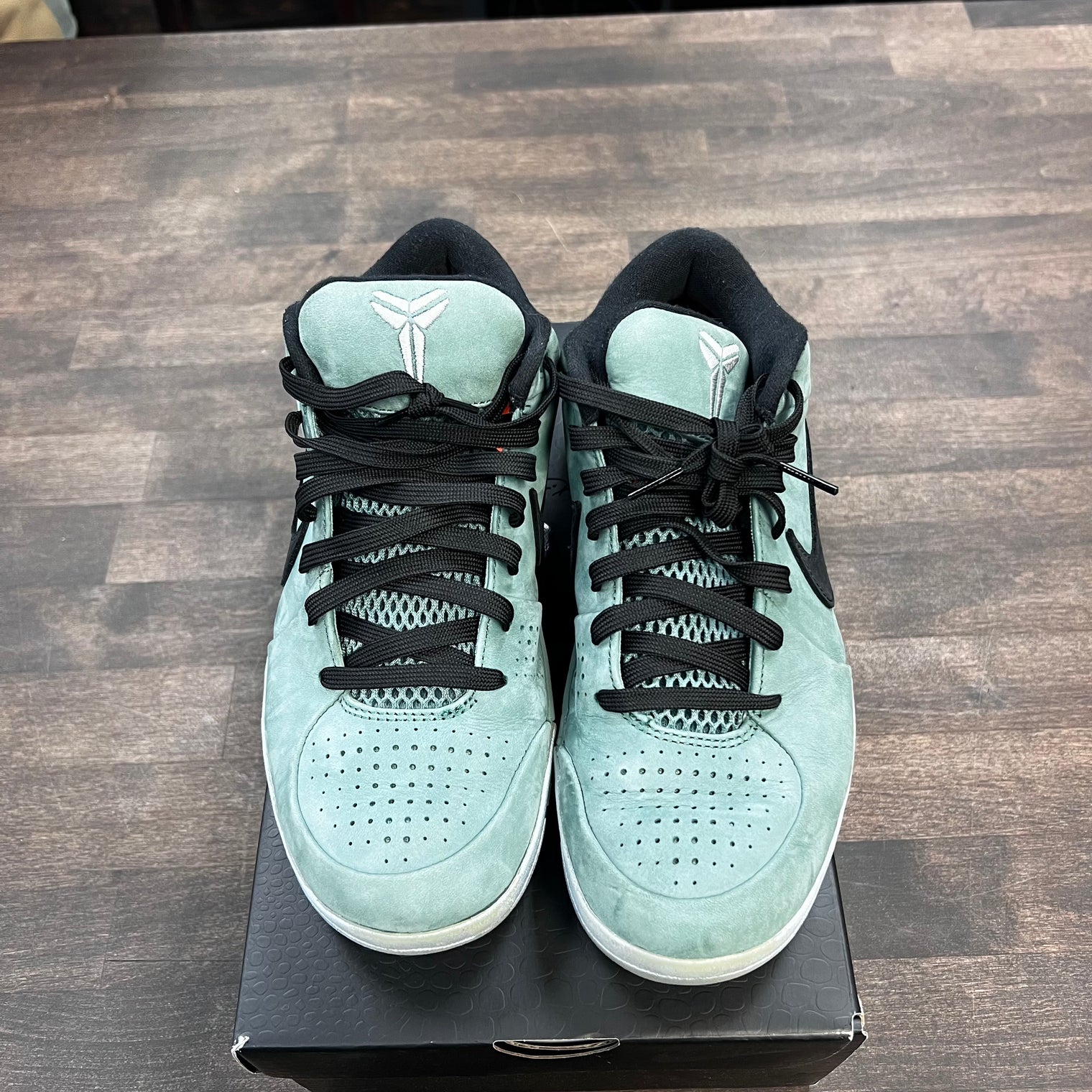 Girl Dad Kobe 4 Protro (USED)