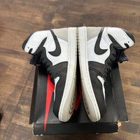 Bleached Coral Jordan 1 High OG (USED)