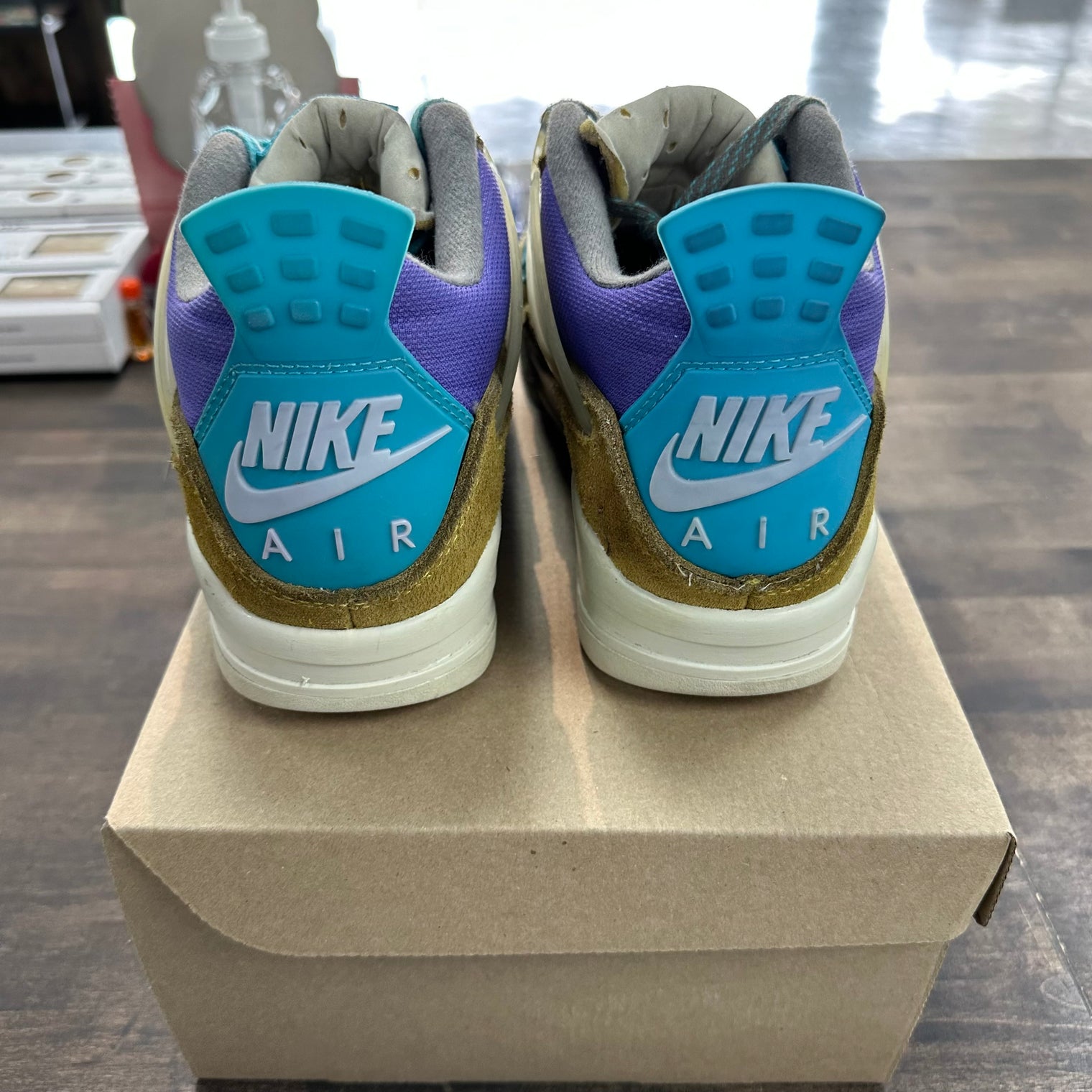 Union LA Moss Jordan 4 (USED, No Box)