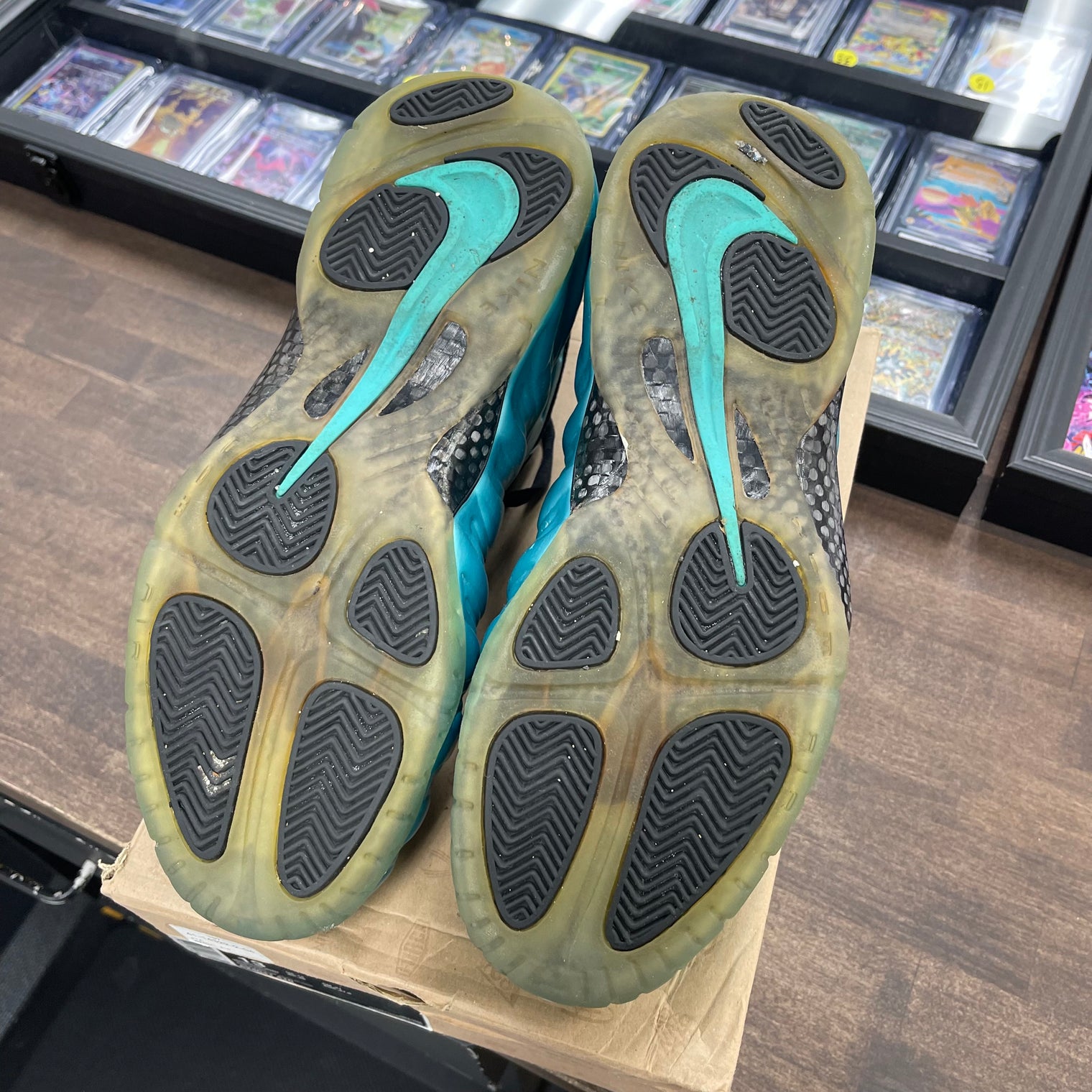 Electric Blue Nike Foamposite (USED)