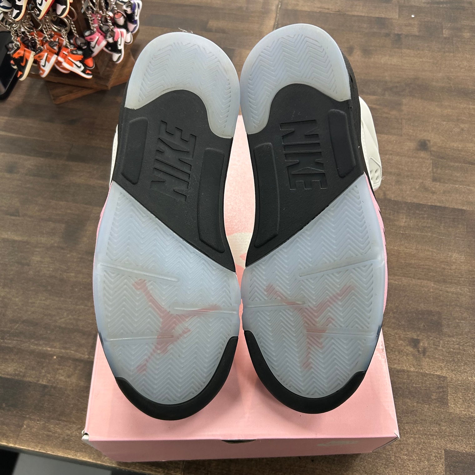 Medium Soft Pink Jordan 5 Retro (USED)