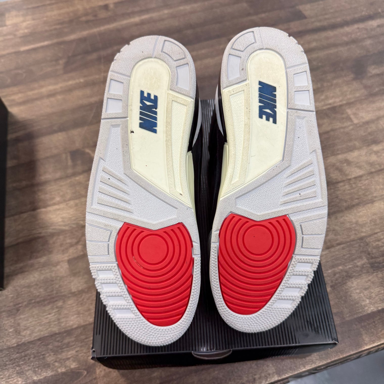 Rare Air Jordan 3 (USED)