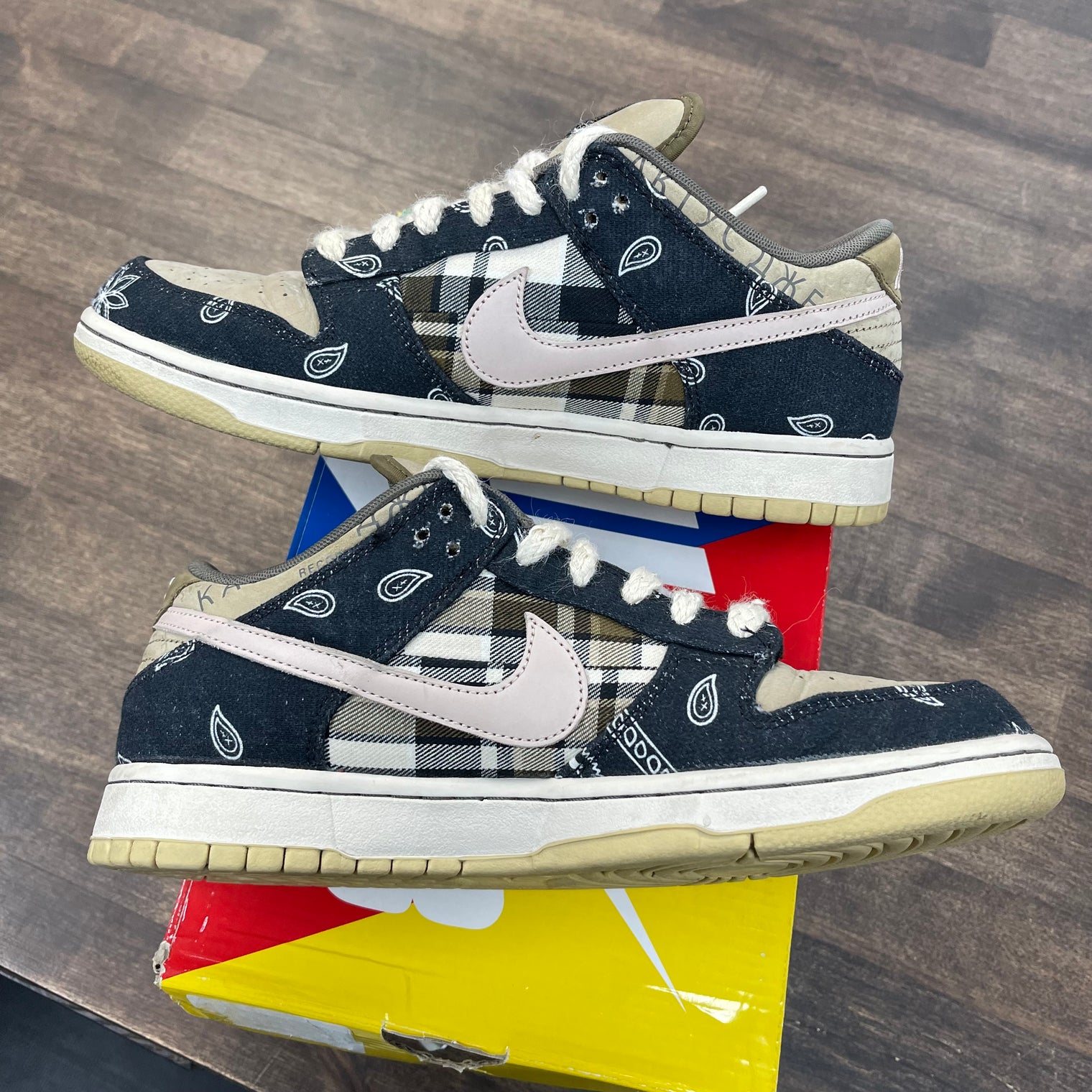Travis Scott SB Dunk Low (USED)