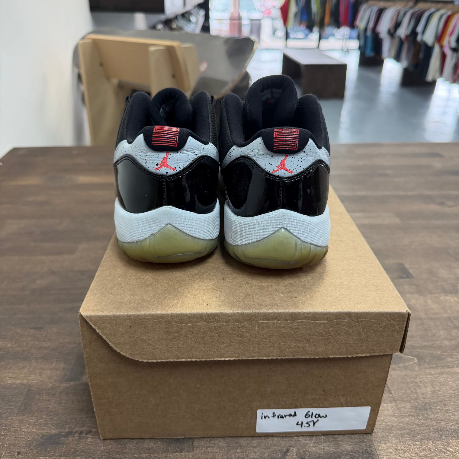 Infrared 23 Jordan 11 Low (USED, No Box)