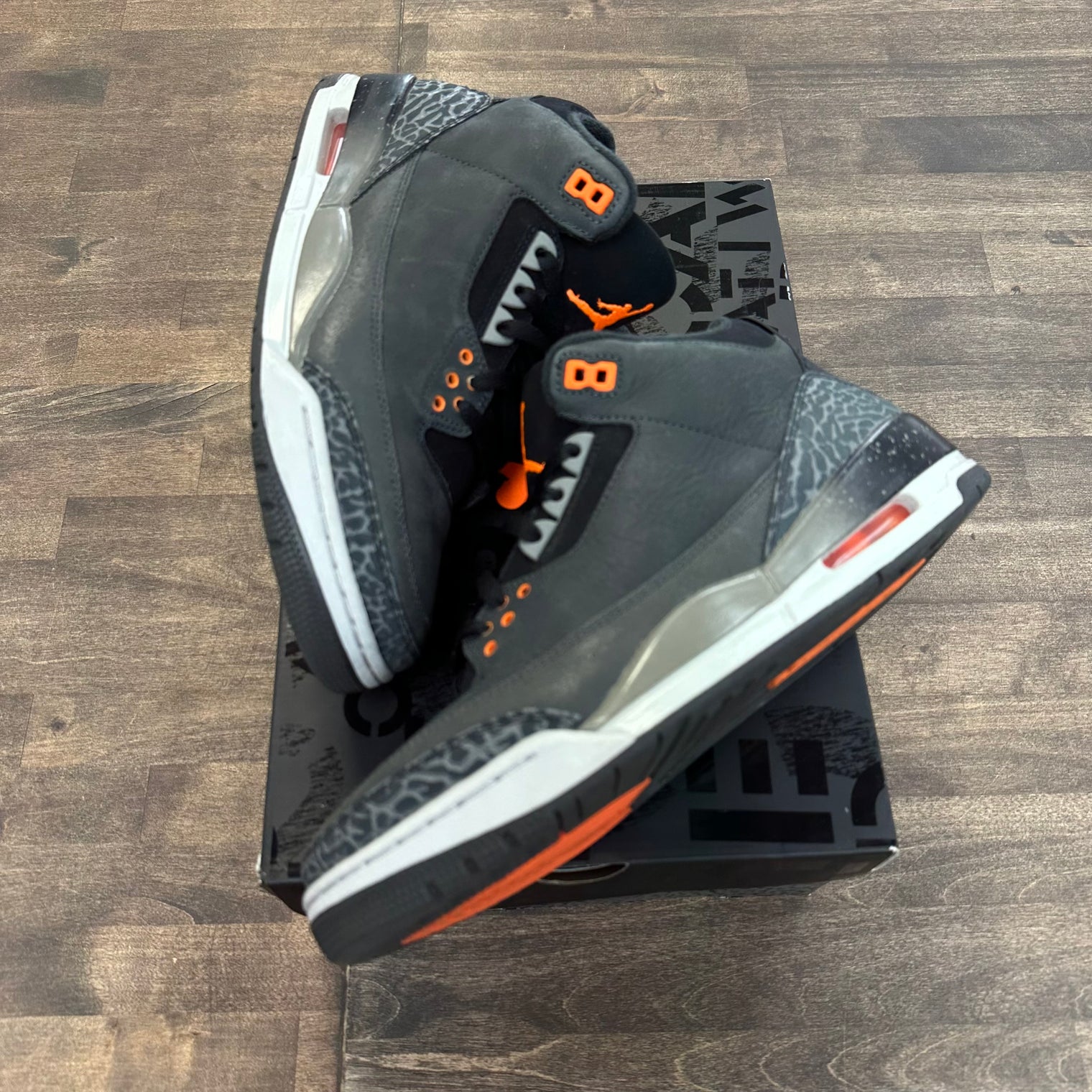 Fear Jordan 3 Retro (2023) (USED)