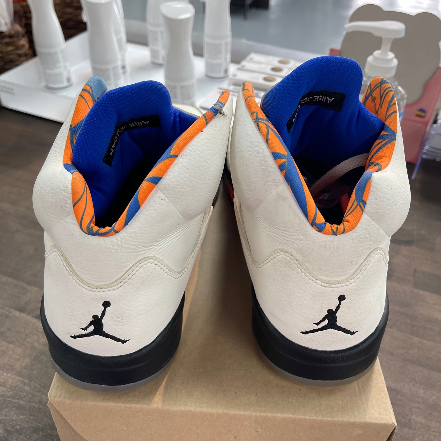 International Flight Jordan 5 (USED,No Box)