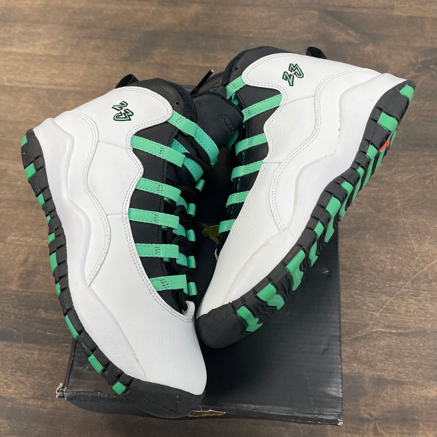 (GS) Verde Jordan 10 (USED)