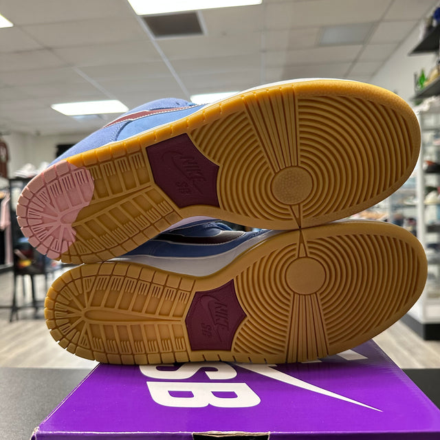 Nike SB Dunk Low Philadelphia Phillies (Used)