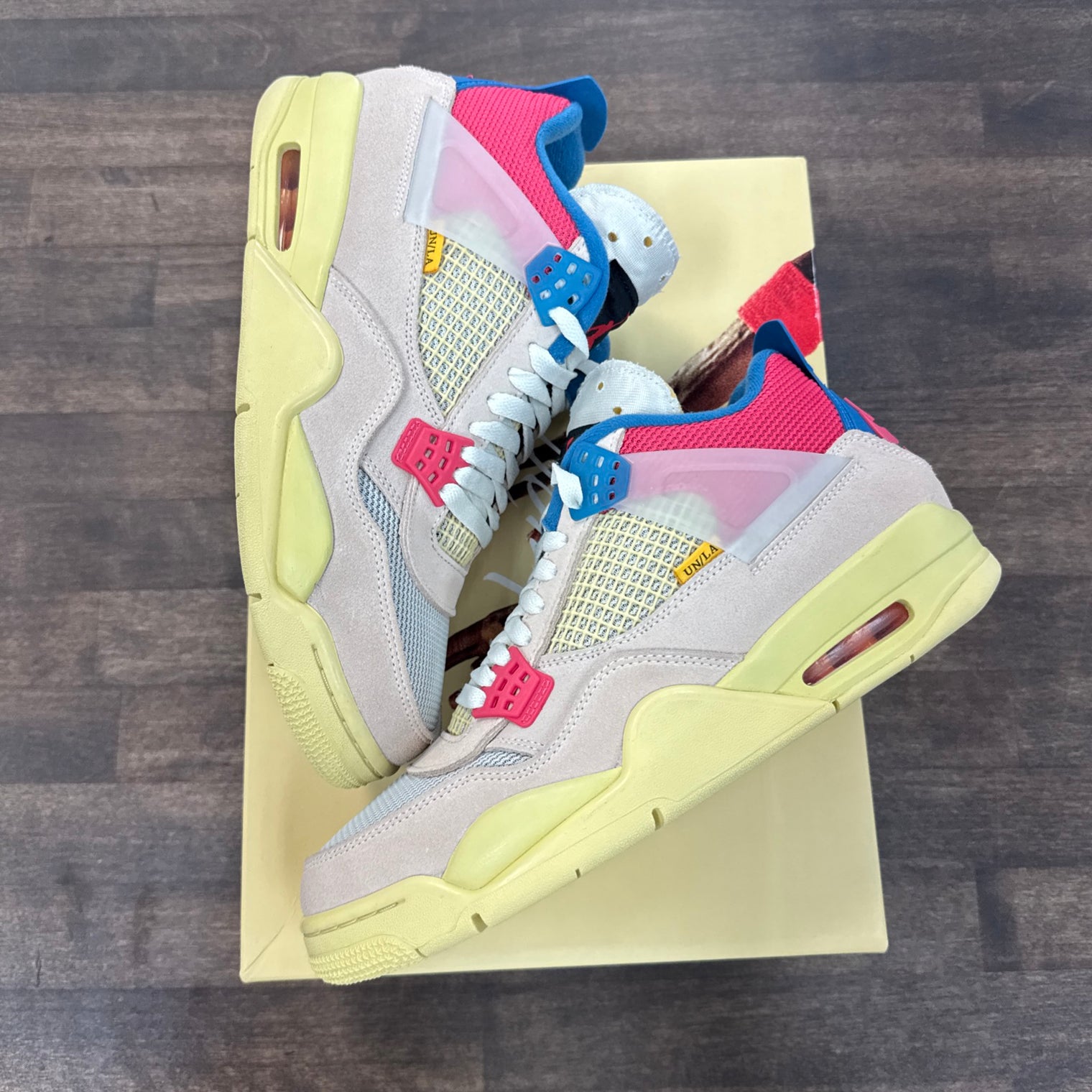 Union Guava Jordan 4 (Lightly Worn)