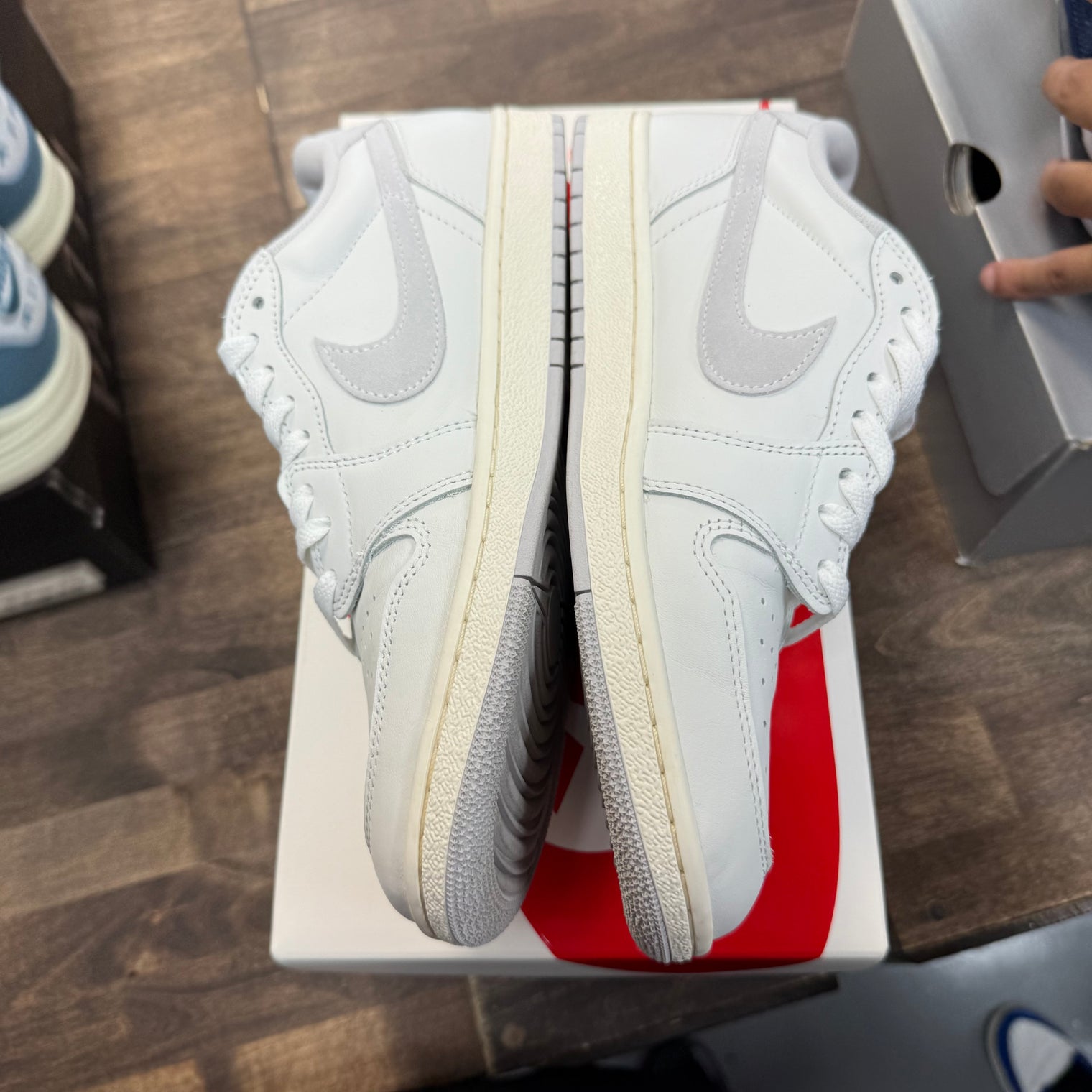 Neutral Grey Jordan 1 Low 85 (USED)