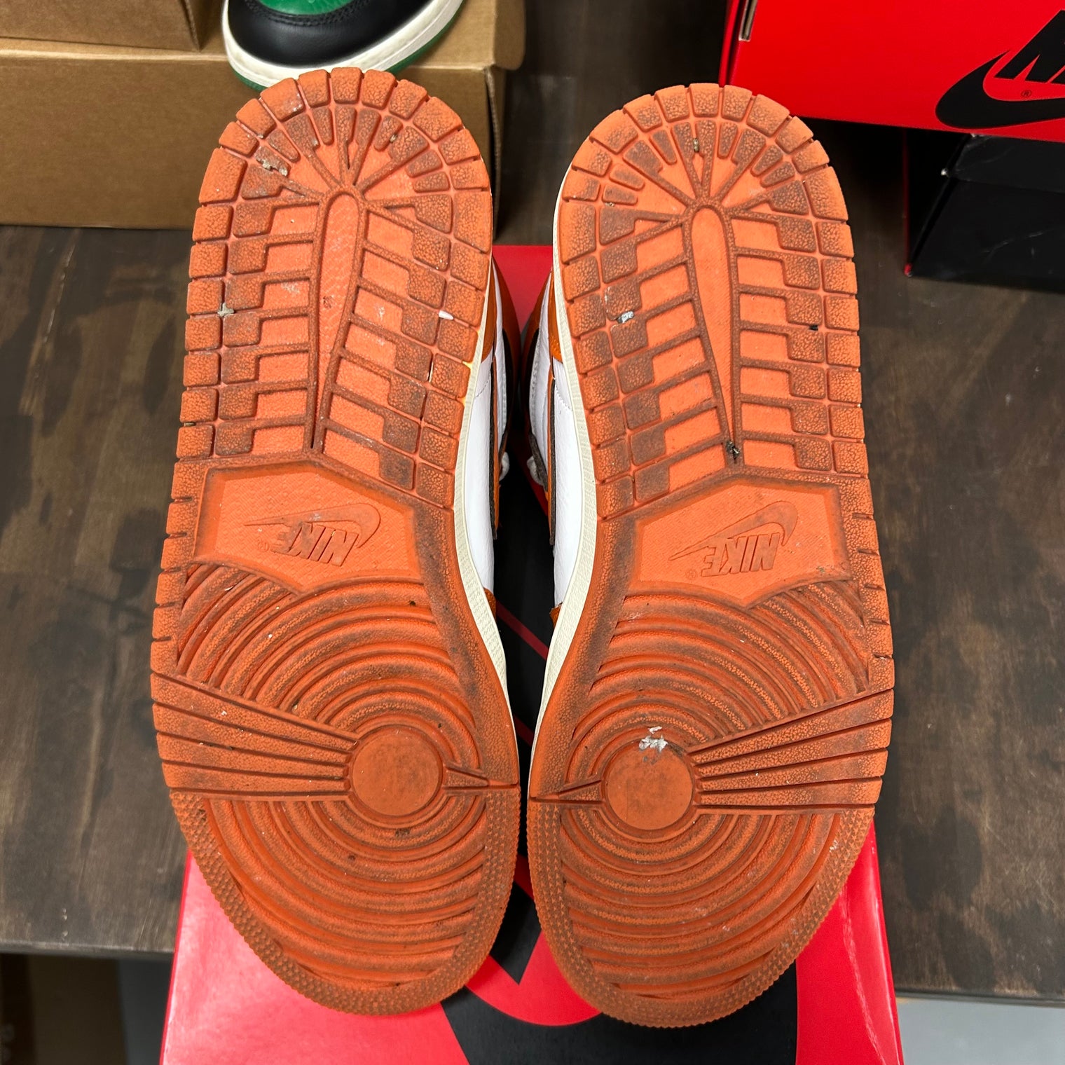 Starfish Jordan 1 High (W) (USED)
