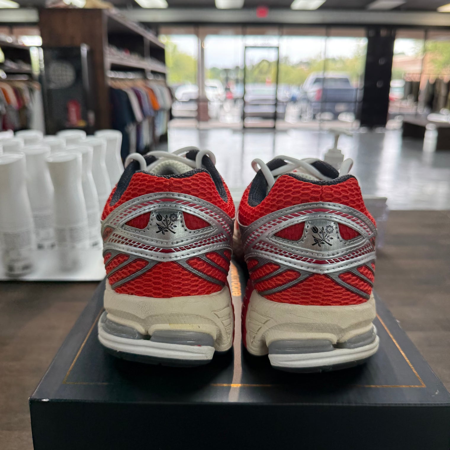 Aime Leon Dore Red Grey New Balance 860v2 (USED)