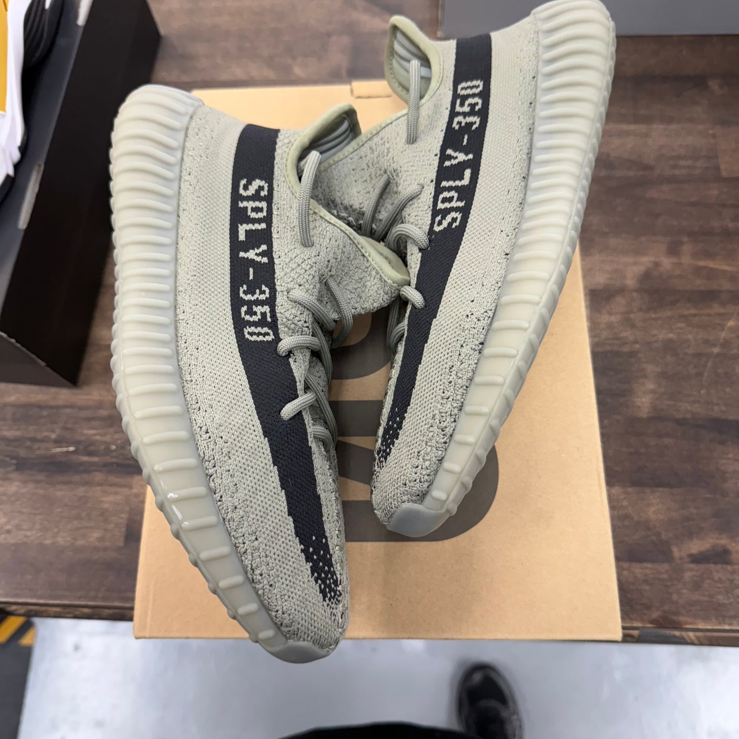 Granite Yeezy 350 (USED)