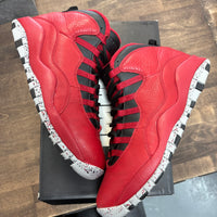 Bulls over Broadway Jordan 10 Retro (USED, Replacement Box)