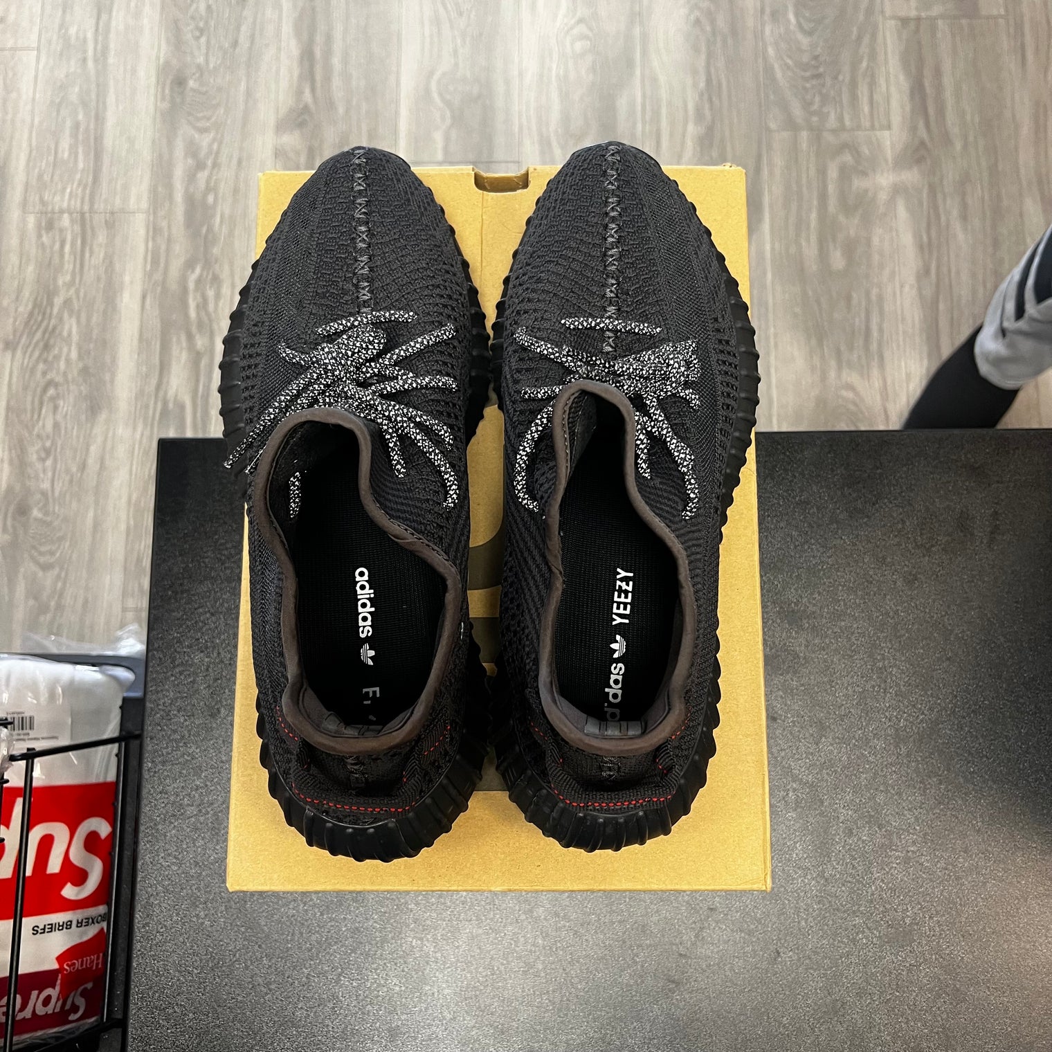 Static Yeezy Boost 350 V2 (Non-reflective) (USED)