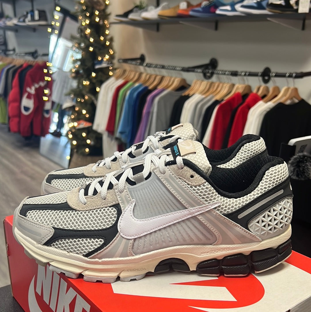 Nike Zoom Vomero 5 Supersonic (Used)
