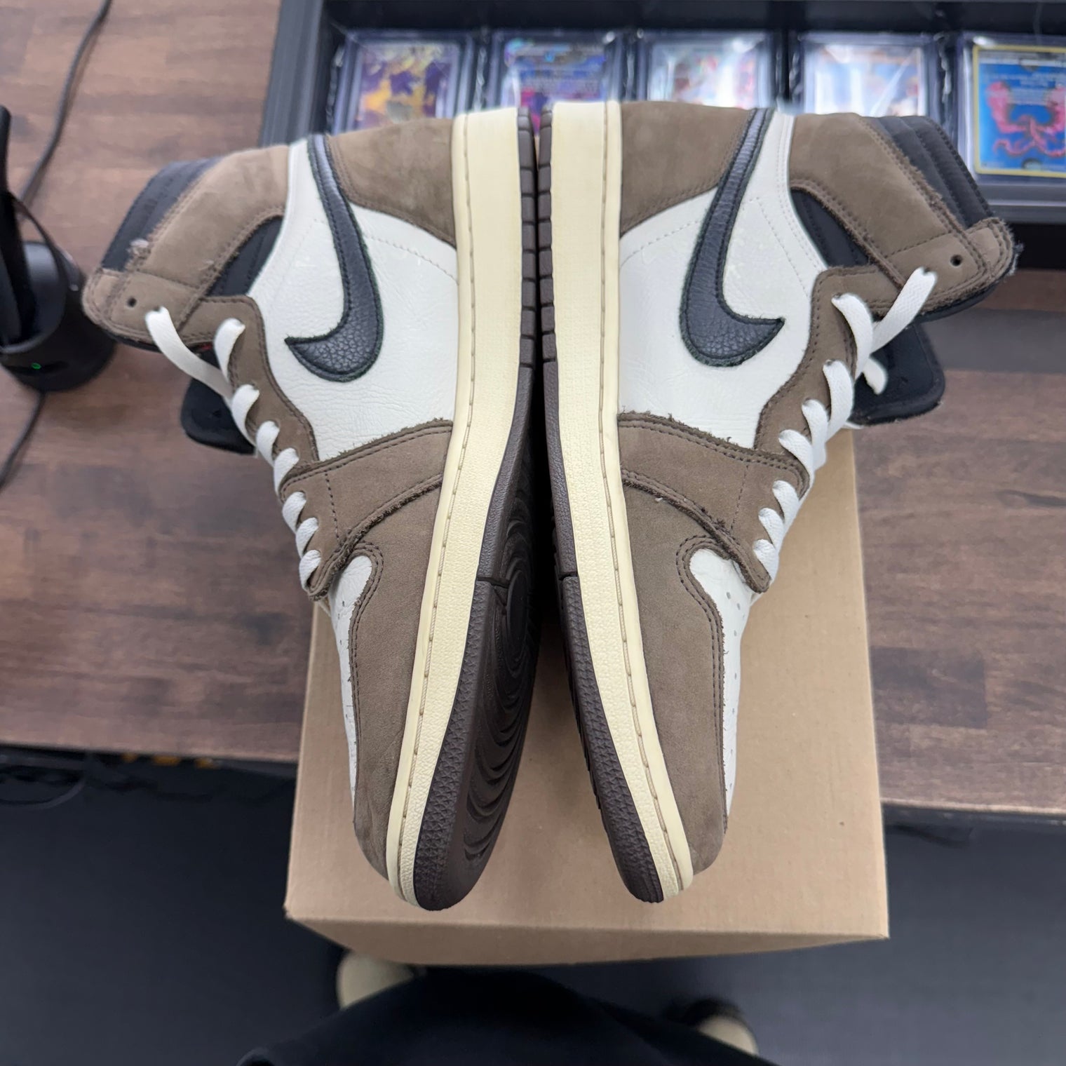 Dark Mocha Travis Scott Jordan 1 High (USED,No Box)