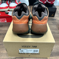 Copper Fade Yeezy 700 V3 (USED)
