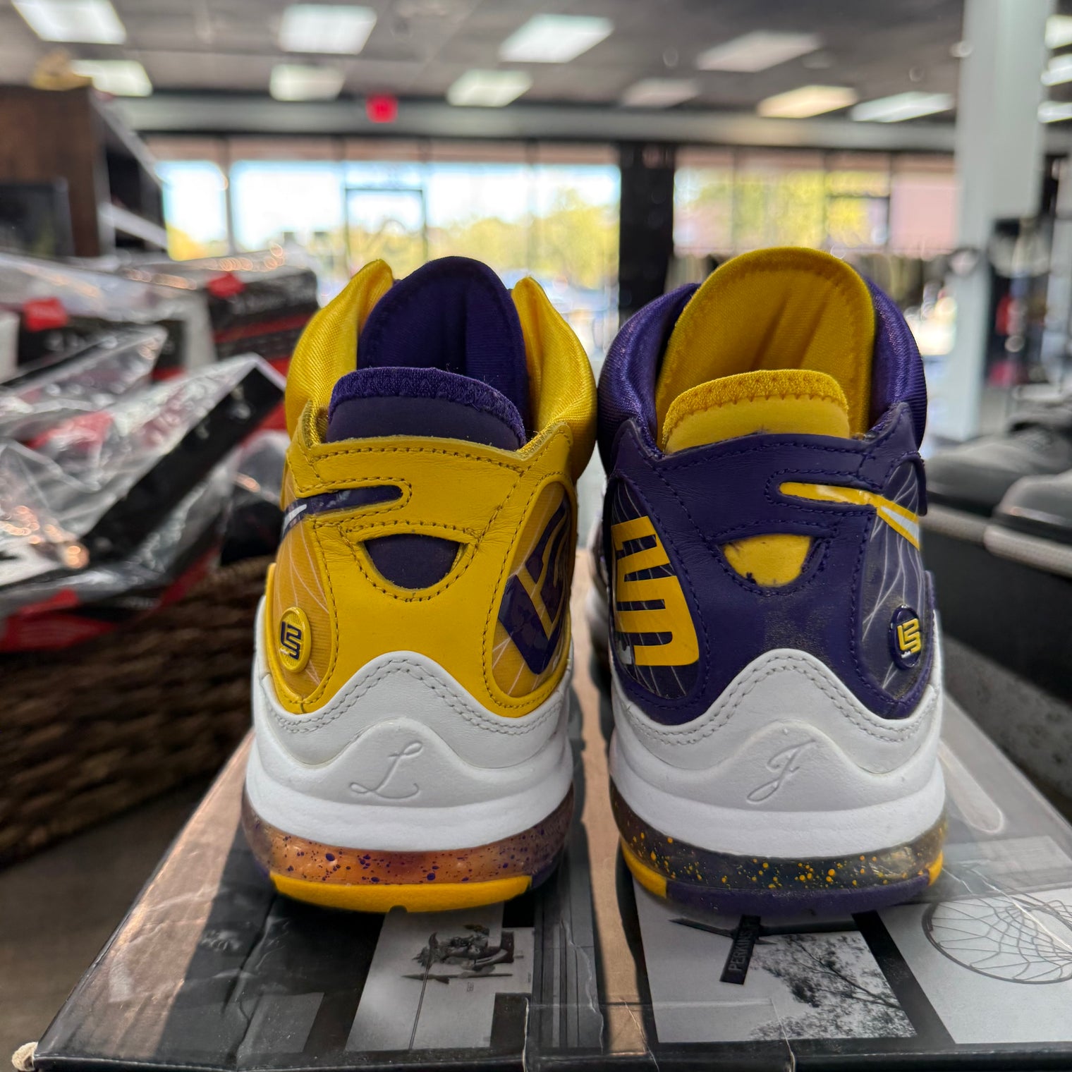 Media Day Nike LeBron 7 (USED)
