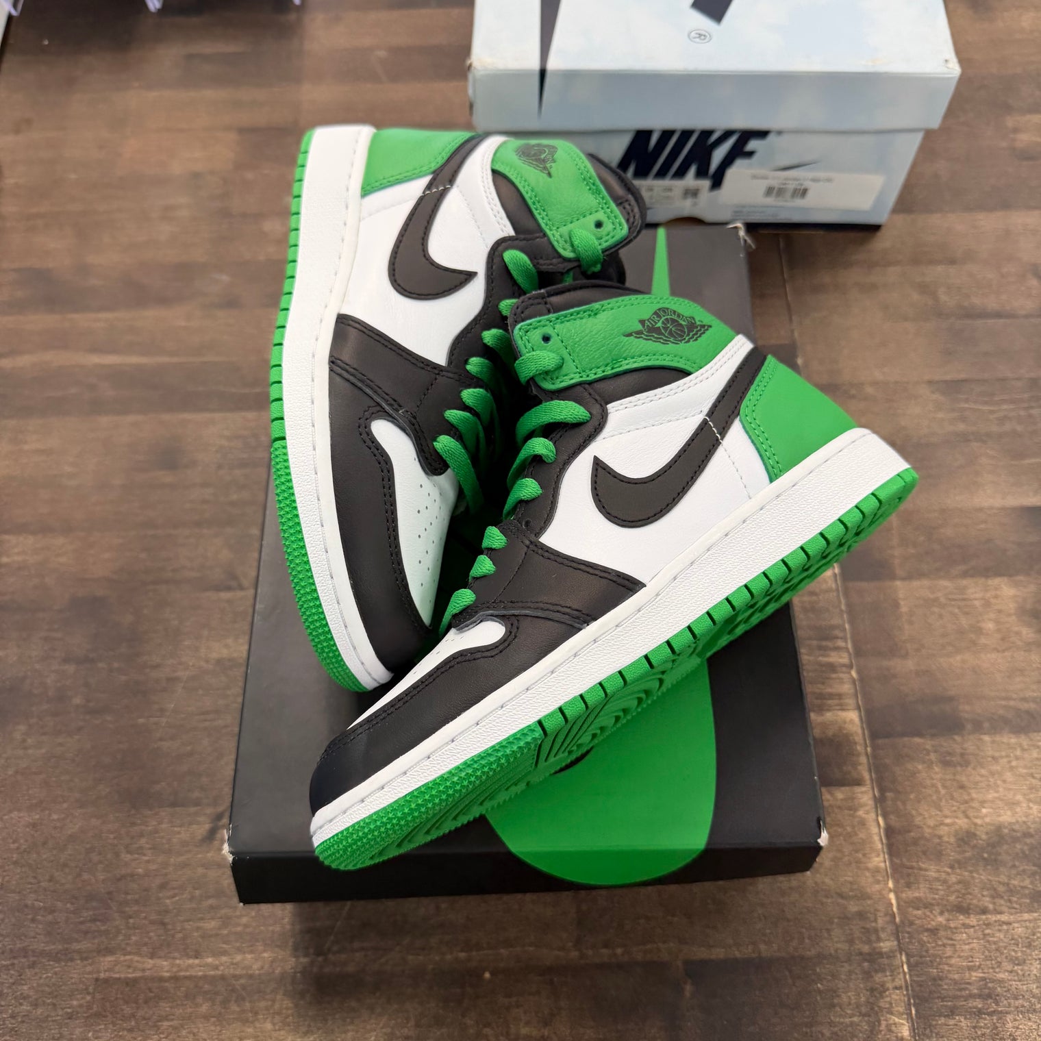 Lucky Green Jordan 1 High (GS) (USED)