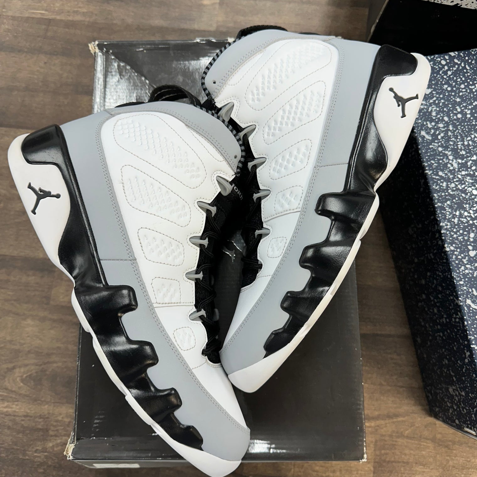 Baron Jordan 9 Retro (Used)