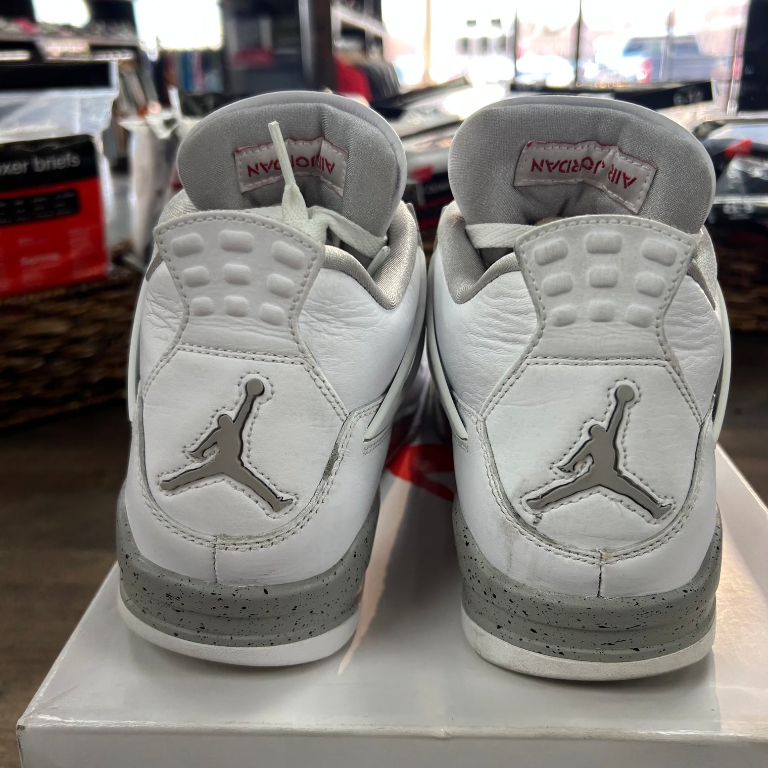 Jordan 4 Retro White Oreo (2021) (US 8.5) (USED)