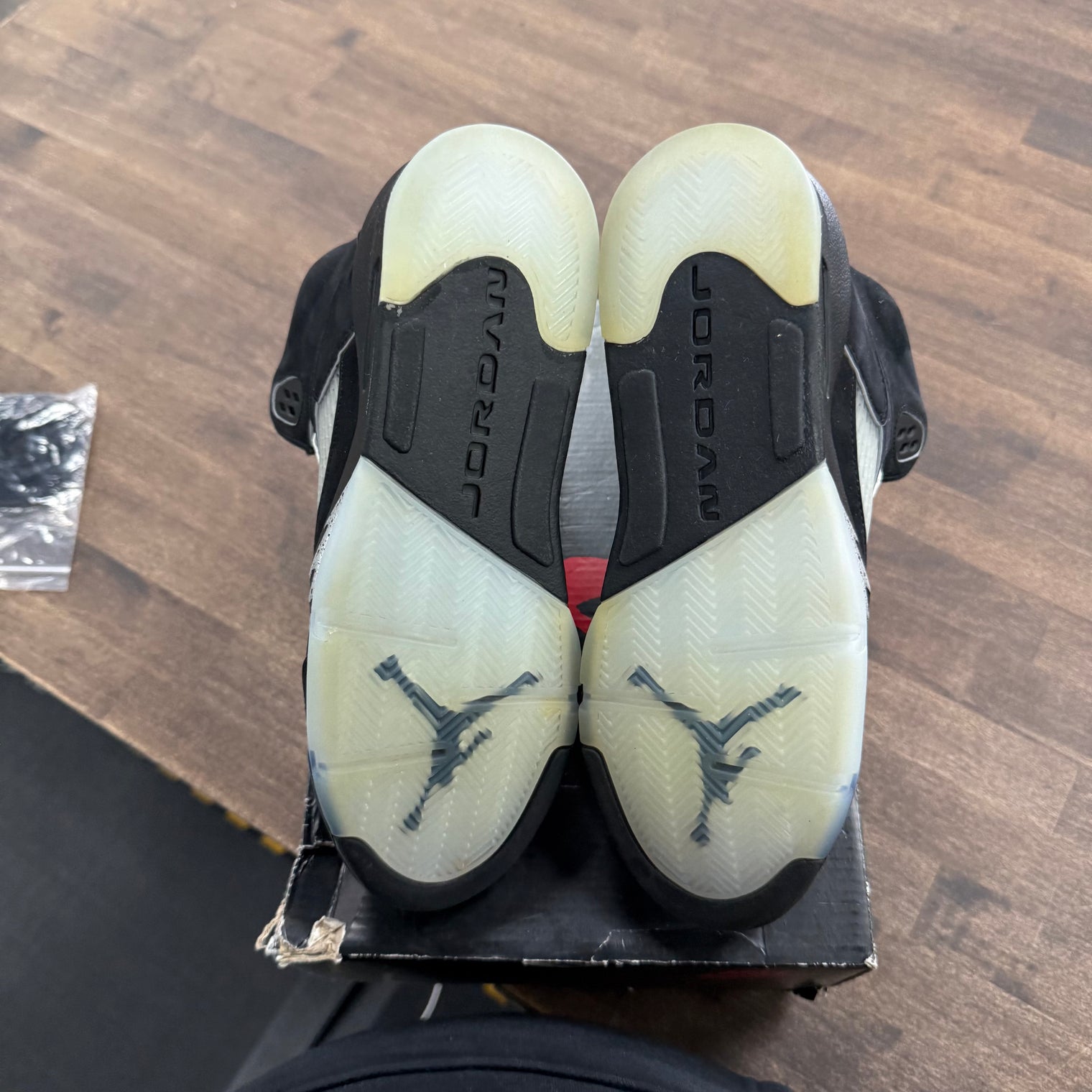 Black Metallic Reimagined Jordan 5 Retro (GS)(USED)