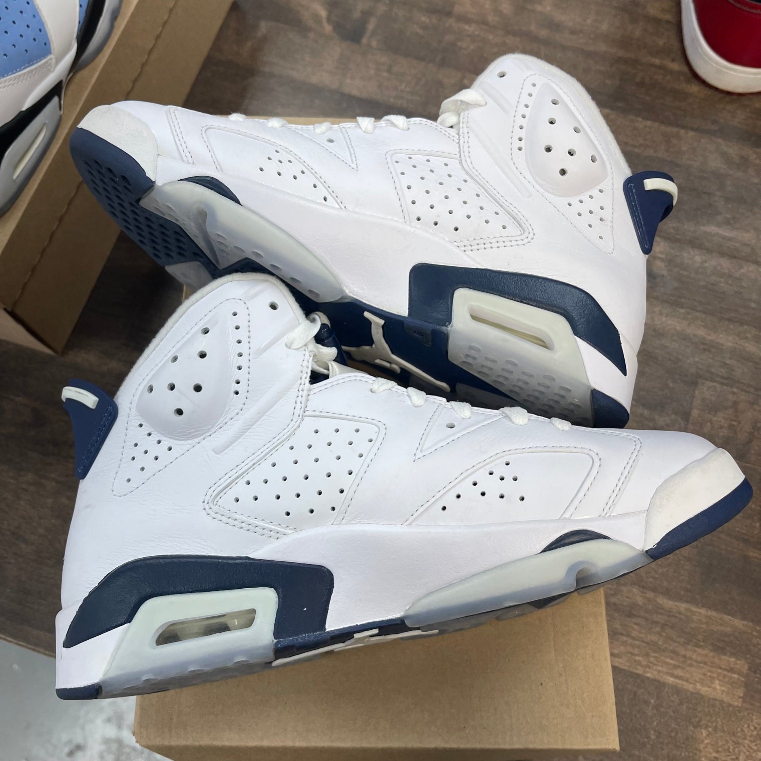 Midnight Navy Jordan 6 (USED,No Box)