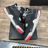 Bred Jordan 4 2019 (USED)