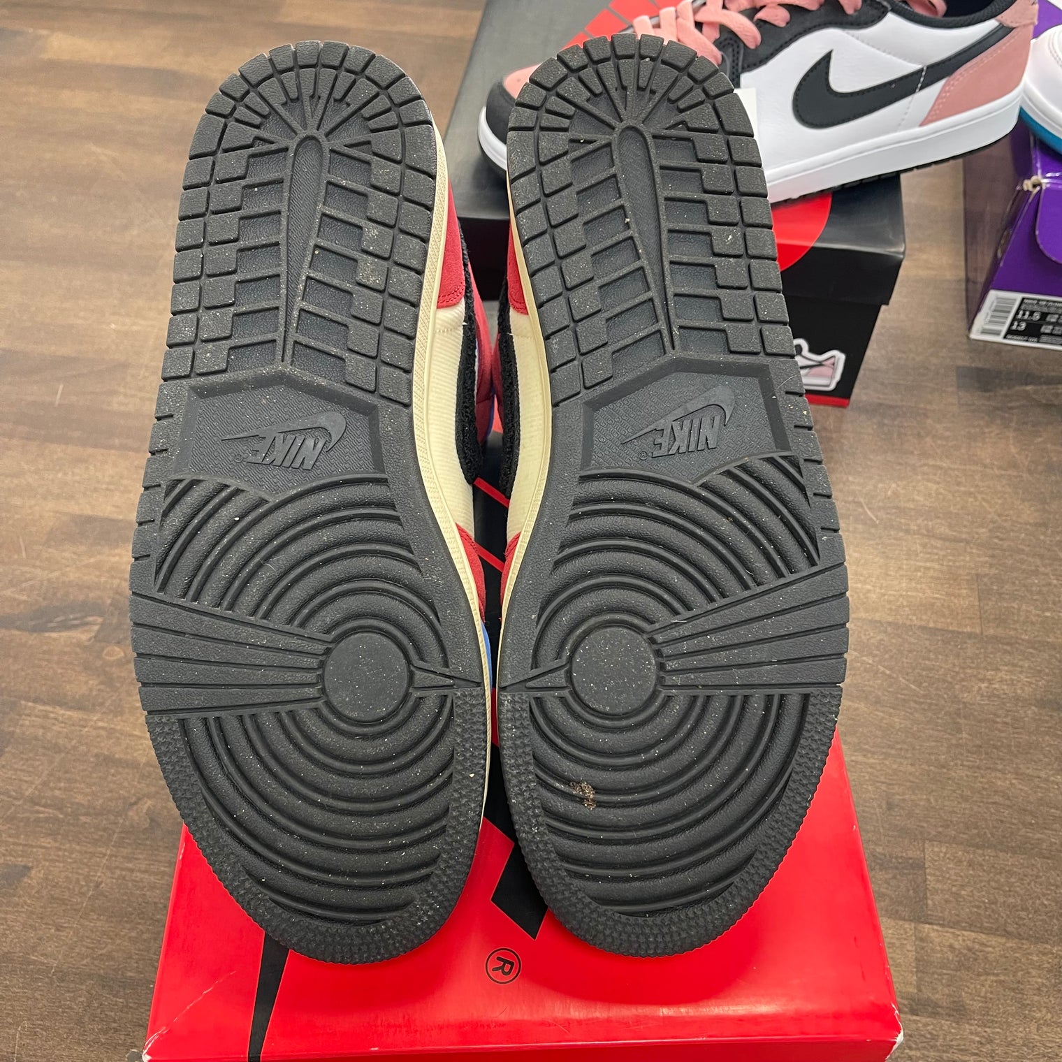 Fearless Jordan 1 Mid (USED)