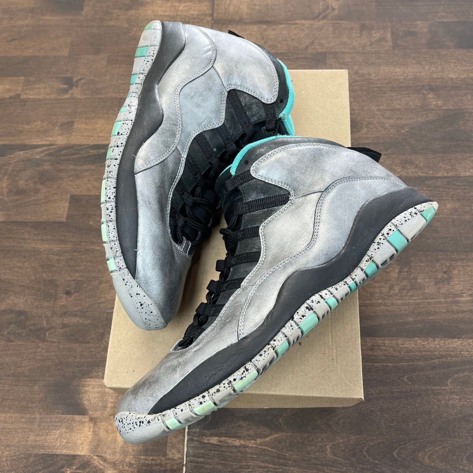 Nike Jordan 10 Statue of Liberty (USED NO BOX)