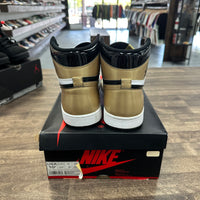 Patent Gold Jordan 1 High (USED)