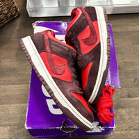 Cherry SB Dunk Low (USED)