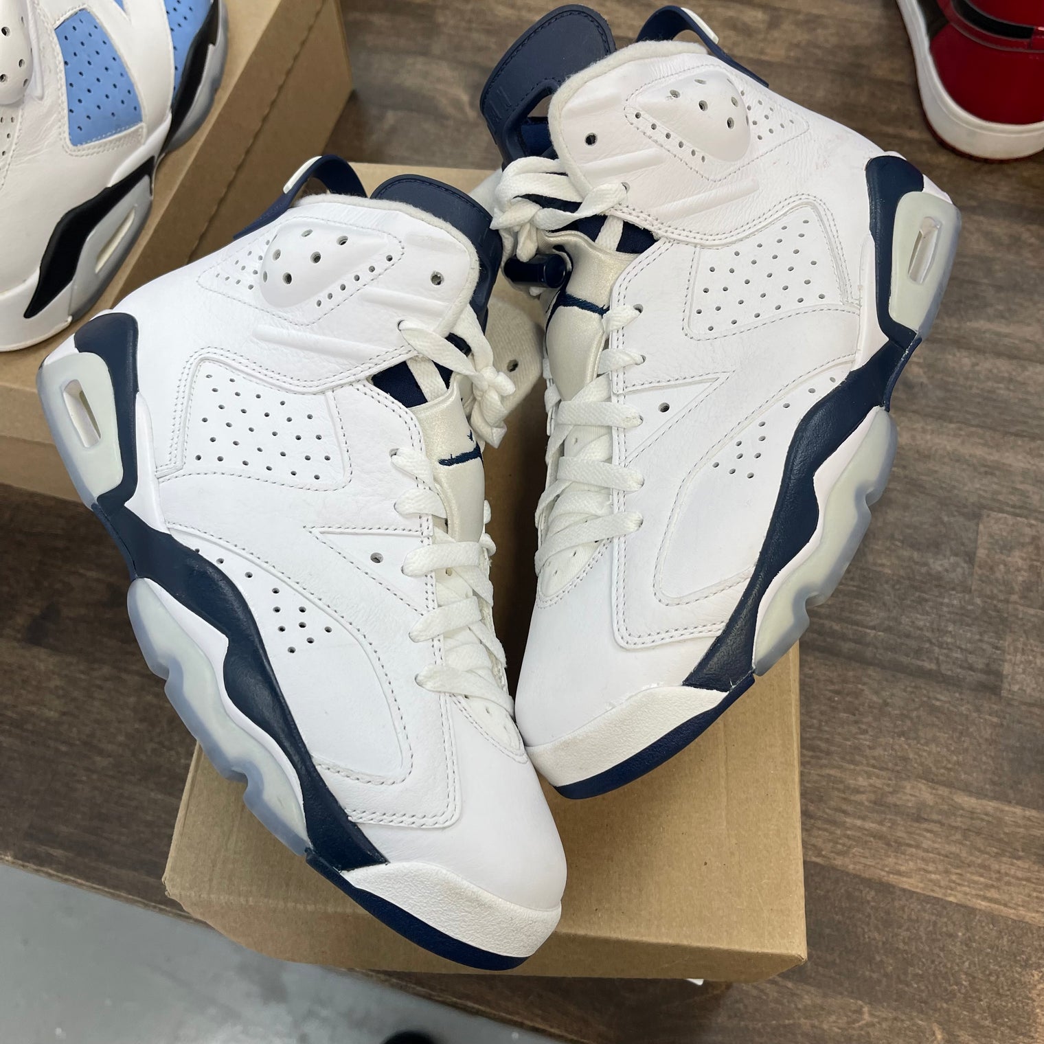 Midnight Navy Jordan 6 (USED,No Box)