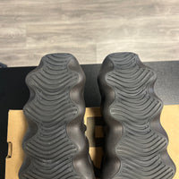 Utility Black 450 (USED)