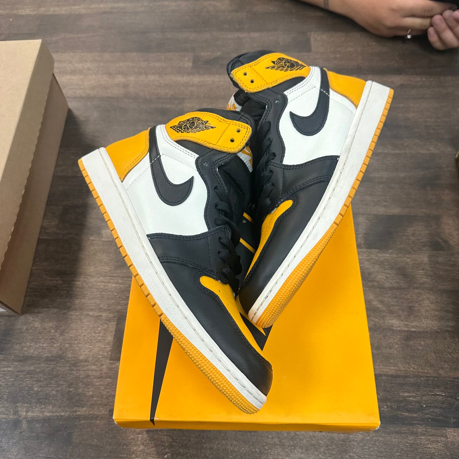 Yellow Toe Taxi Jordan 1 High (USED)