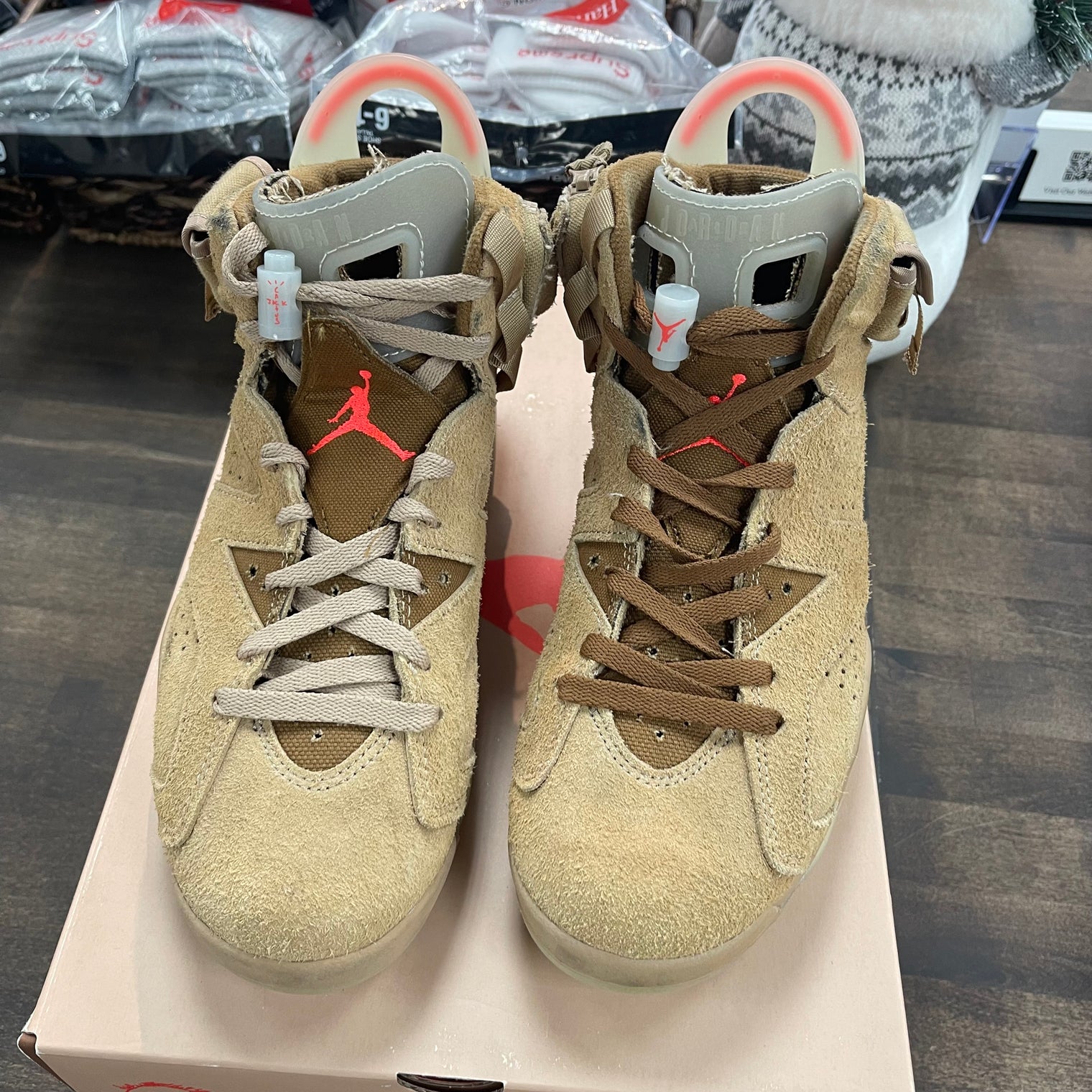 Travis Scott Khaki Jordan 6 (USED)