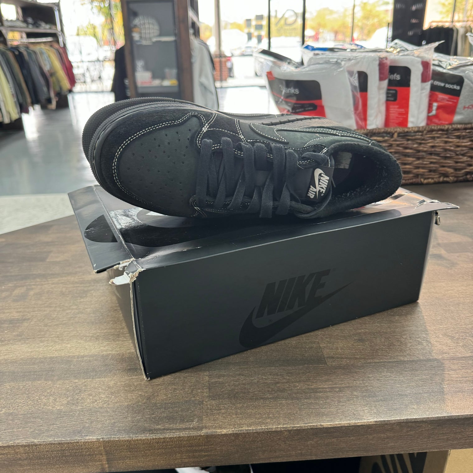 Phantom Travis Scott Jordan 1 Low OG (USED)