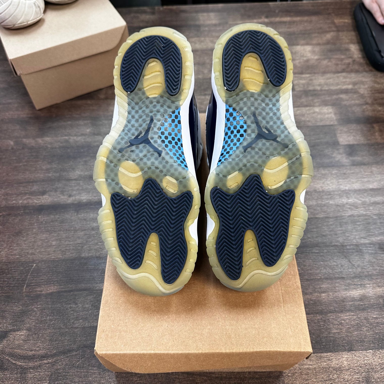 Win like 82 Jordan 11 (USED,No Box)
